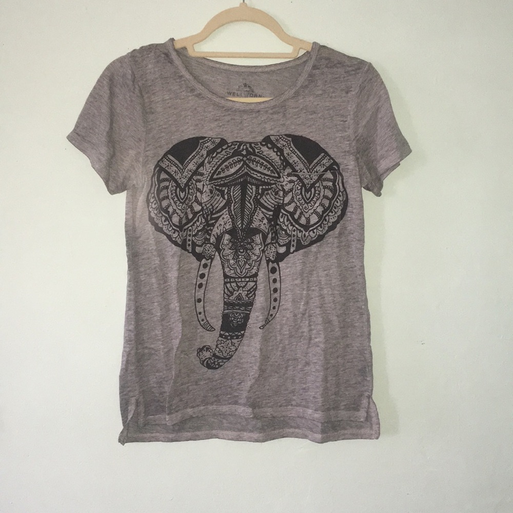 ❌SOLD❌Bohemian Elephant Top